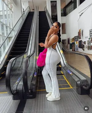 Women’S Sleeveless Bodycon Jumpsuit – White