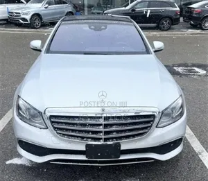 Mercedes-Benz E300 2019 Silver