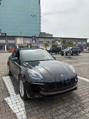 Porsche Macan Turbo 2015 Black
