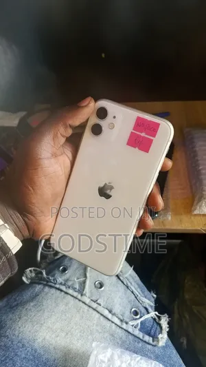 Apple iPhone 11 64 GB White