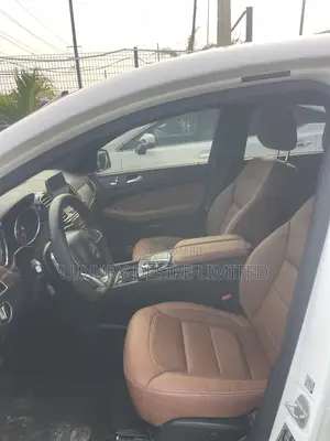 Mercedes-Benz GLE-Class AMG GLE 43 4MATIC 2017 White