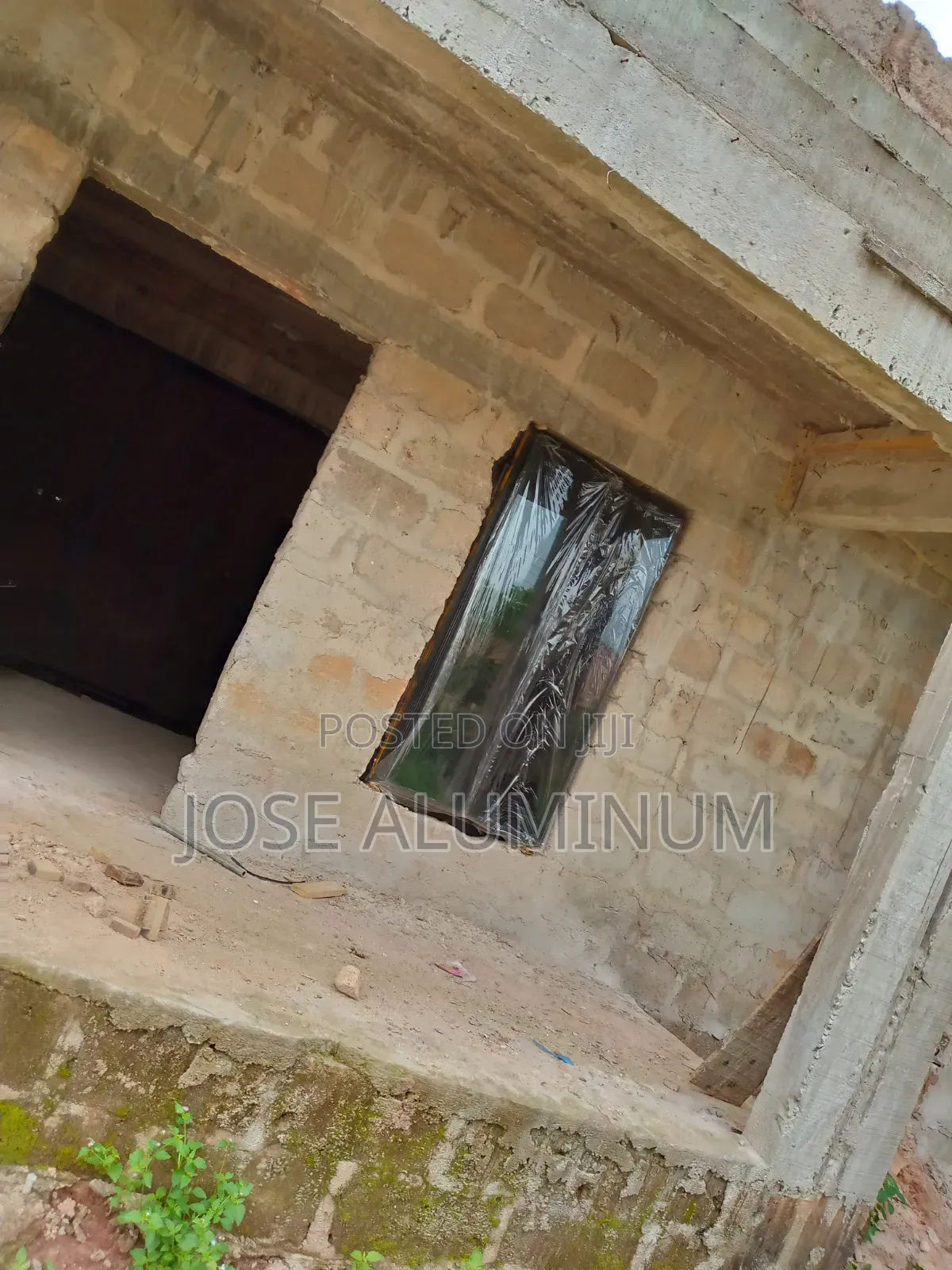 Frameless Windows With 16mm Rod