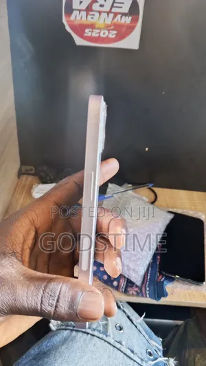 Apple iPhone 13 128 GB Pink