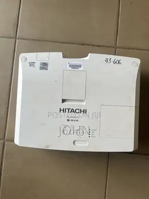 Hitachi Cp-Wx4021n Wxga 4000 Lumens Projector