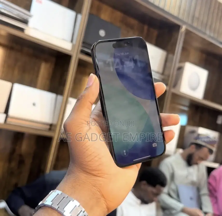 Apple iPhone 15 128 GB Black