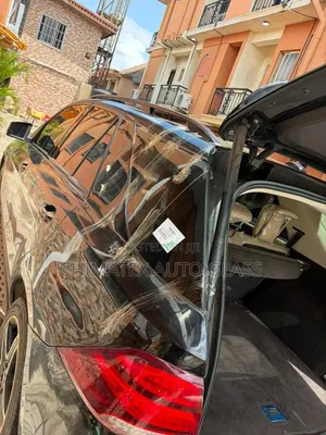 Ml350 2013 Rear Body Vent Glass Available Installed at Chimatex