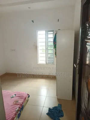 1bdrm Room & Parlour in Aduwawa, Benin City for rent