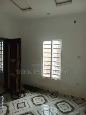 1bdrm Room & Parlour in Aduwawa, Benin City for rent