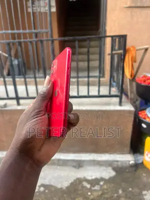 Apple iPhone 11 64 GB Red