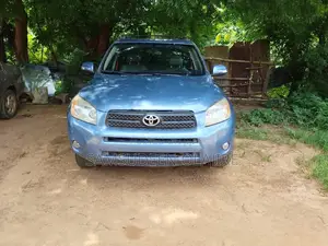Toyota RAV4 2.4 2008 Blue