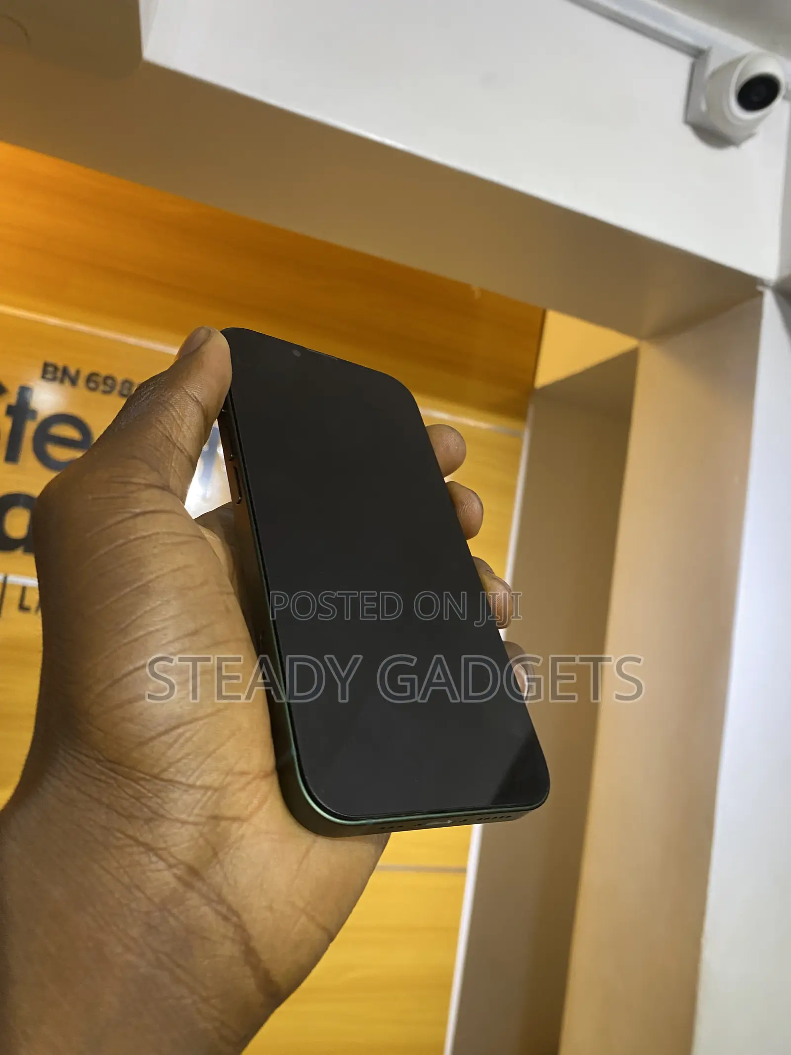 Apple iPhone 13 128 GB Green