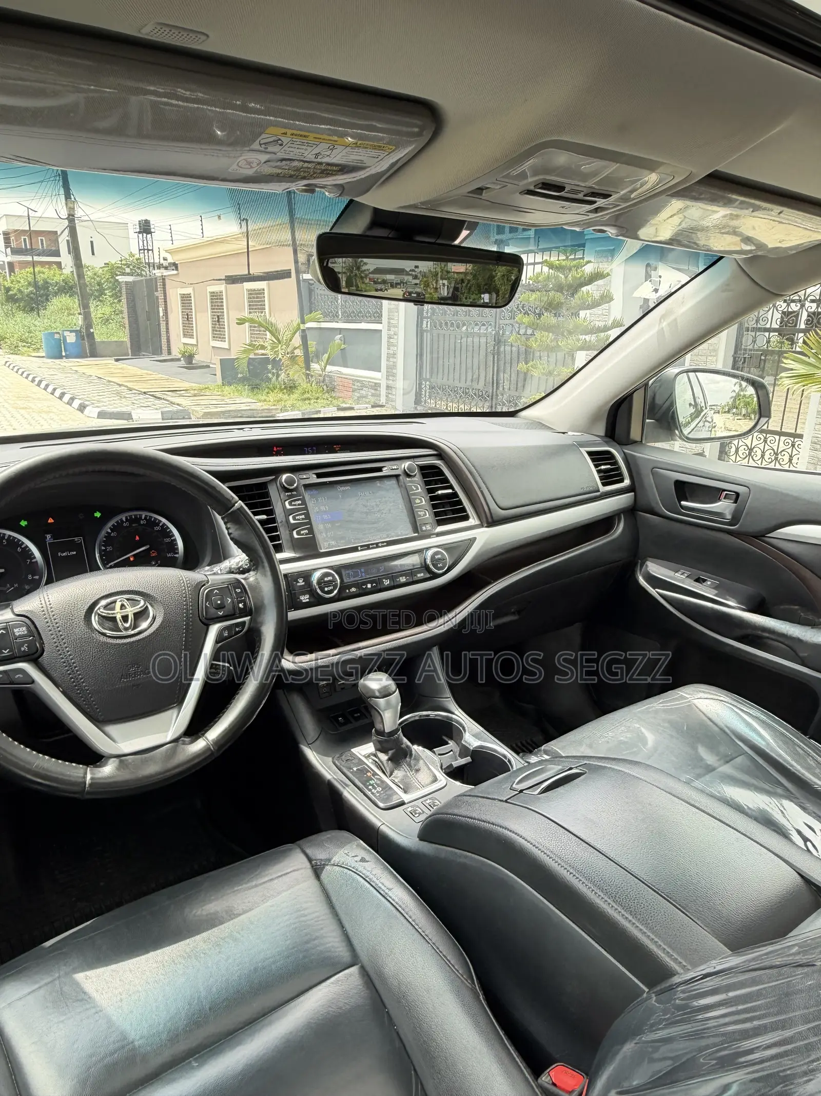 Toyota Highlander XLE 2019 Blue
