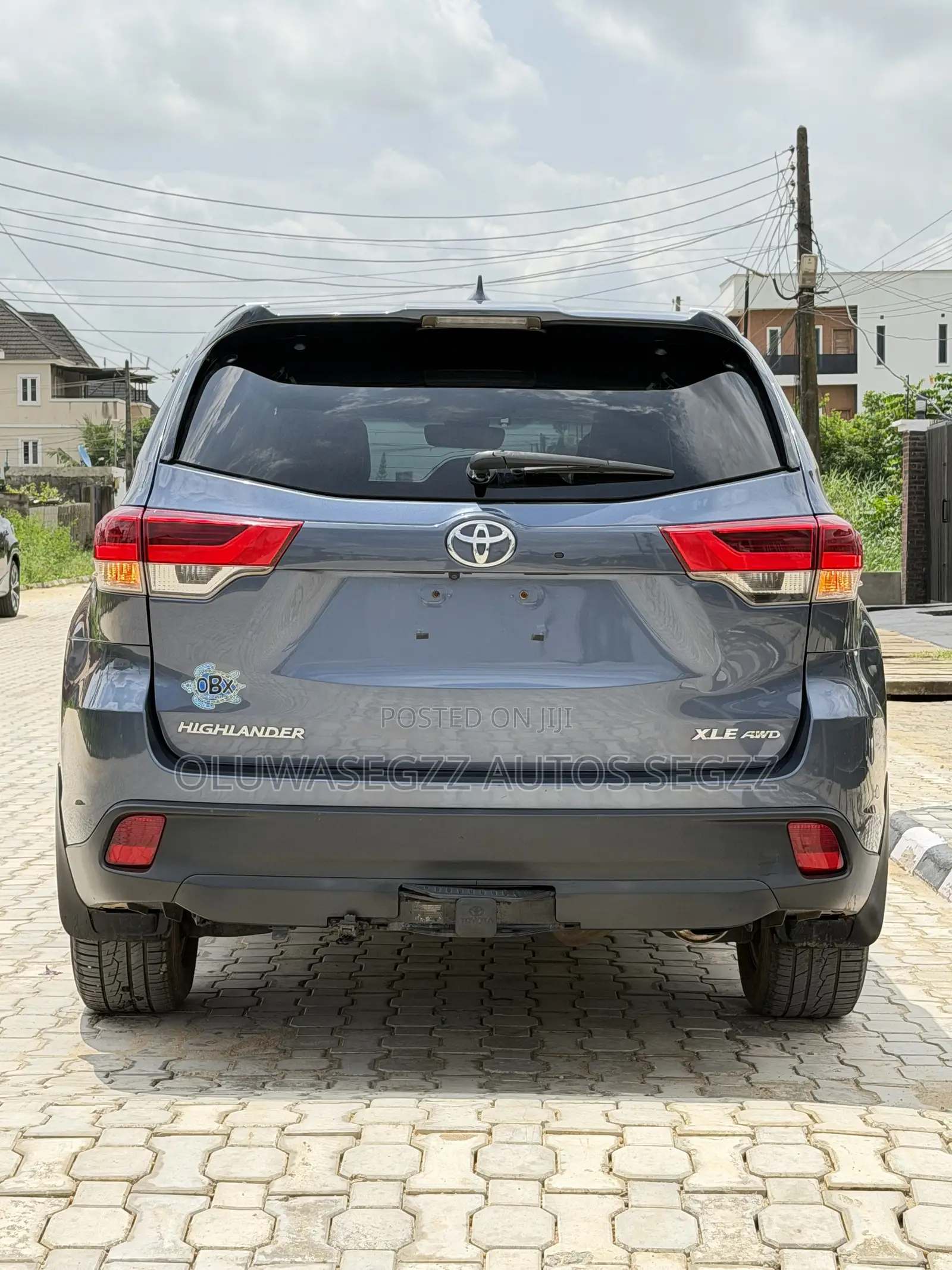 Toyota Highlander XLE 2019 Blue
