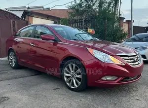 Hyundai Sonata 2012 Red