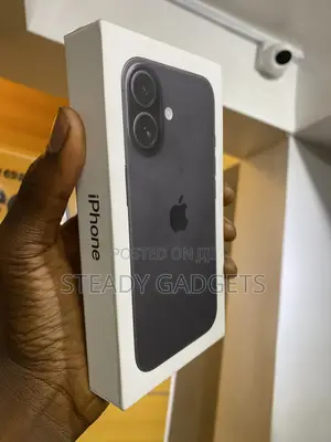 New Apple iPhone 16 128 GB Black