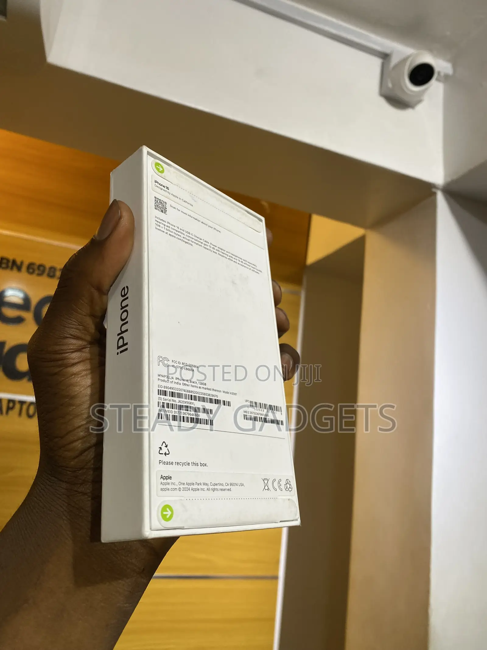 New Apple iPhone 16 128 GB Black