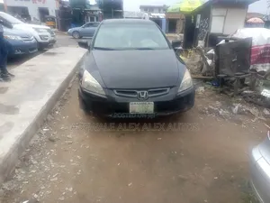 Honda Accord 2004 Gray