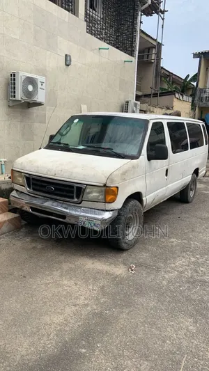 Ford E350 2008 White