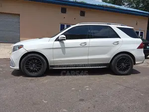 Mercedes-Benz GLE-Class 2016 White