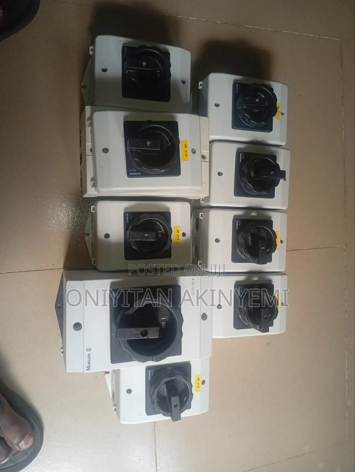 3 Phase Switch Isolators