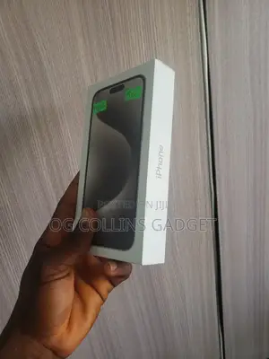 New Apple iPhone 15 Pro Max 512 GB White