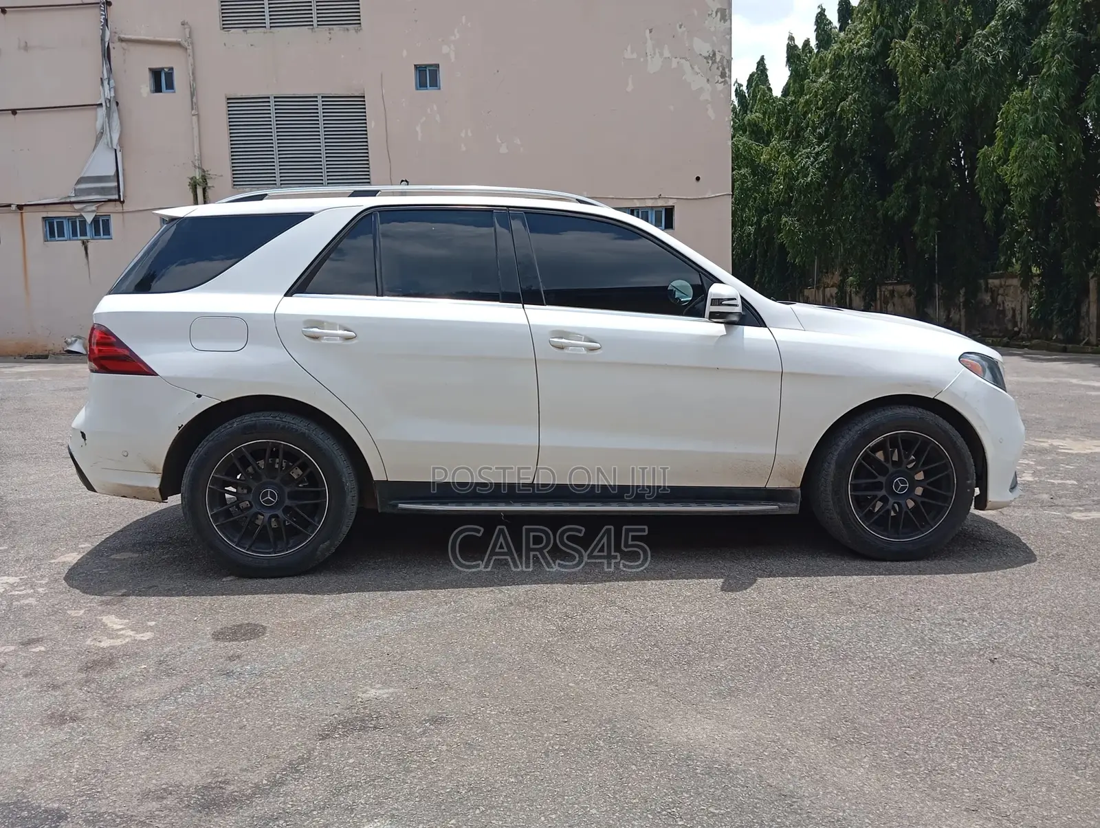 Mercedes-Benz GLE-Class 2016 White