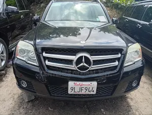 Mercedes-Benz GLK-Class 2010 Black