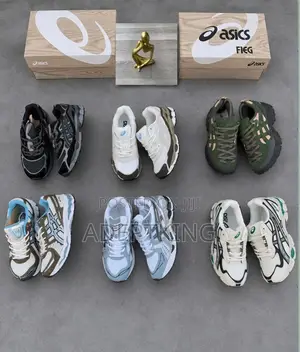 Shoes(Sneakers)