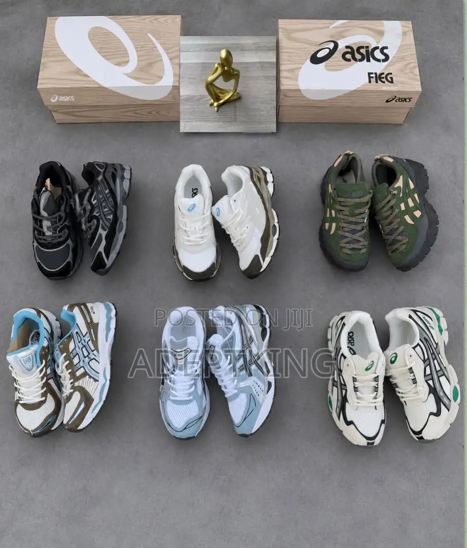 Shoes(Sneakers)