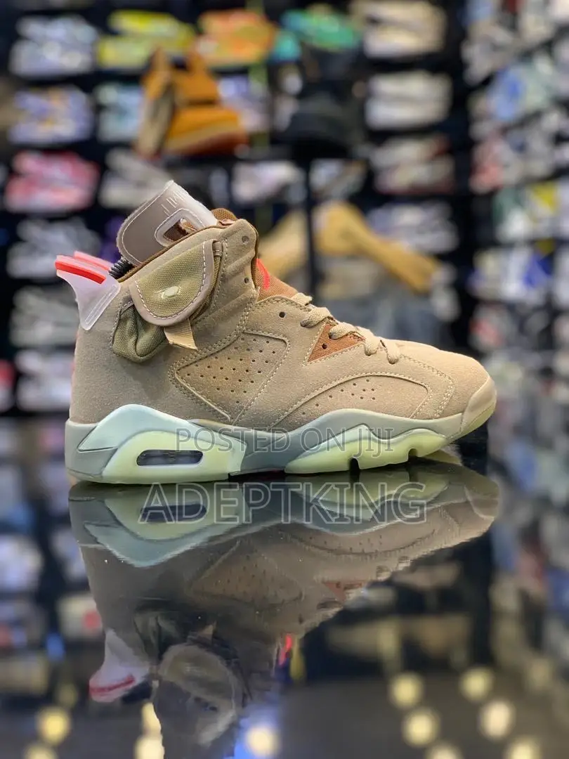 Shoes(Sneakers)