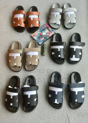 Shoes(Sneakers)