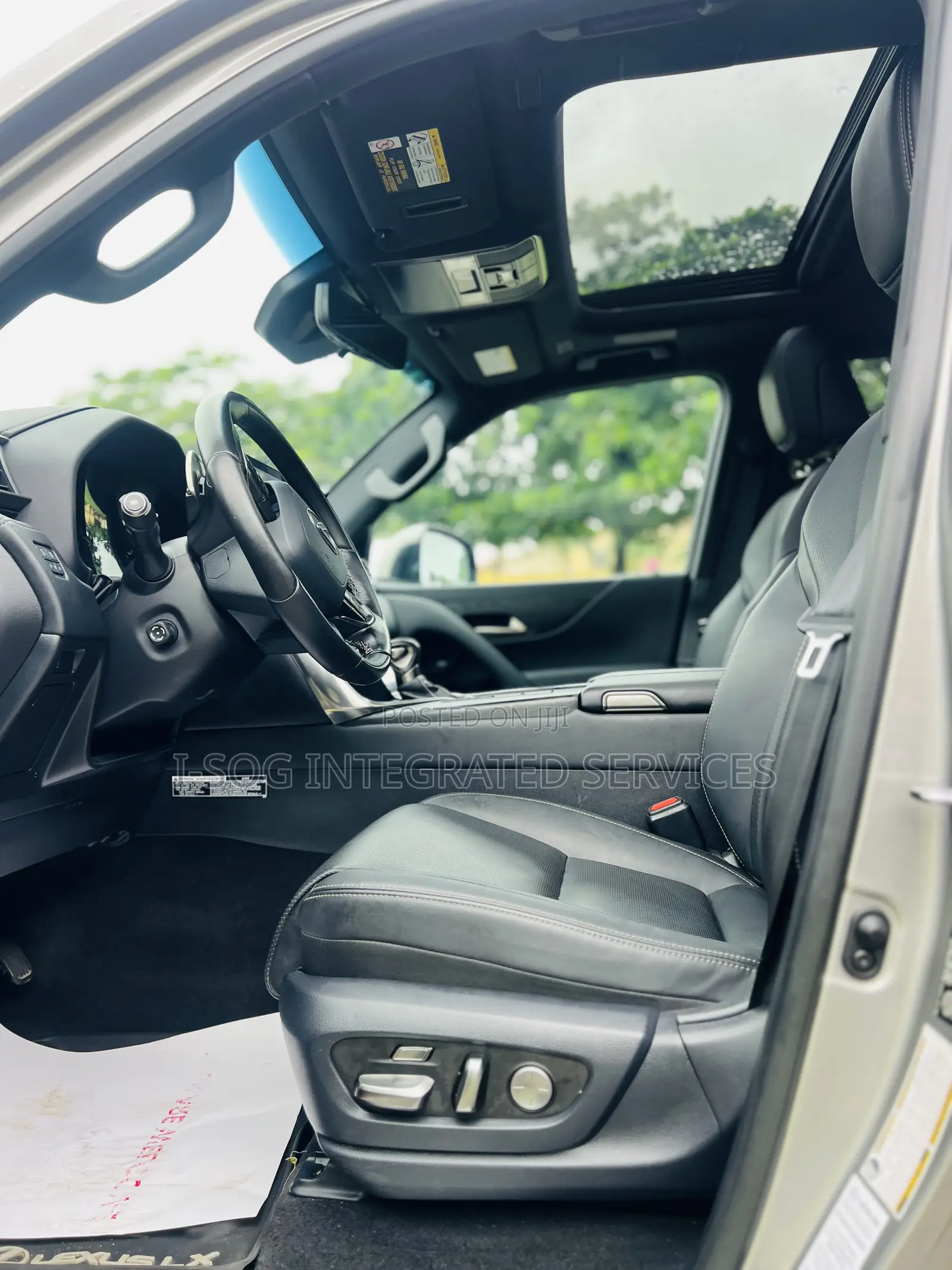 Lexus LX 600 2023 Gray