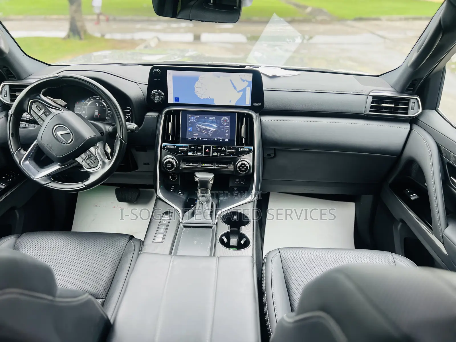 Lexus LX 600 2023 Gray