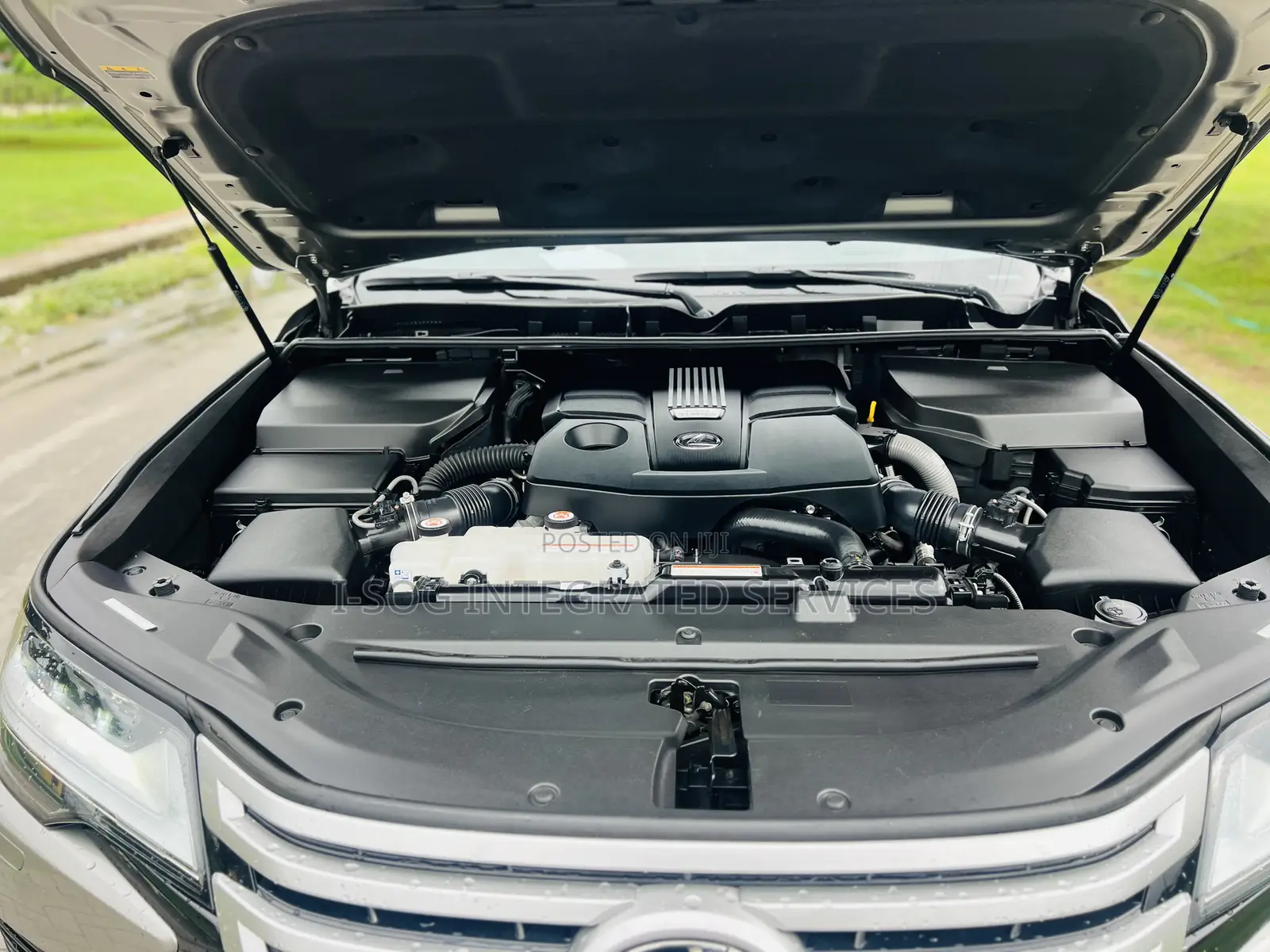 Lexus LX 600 2023 Gray