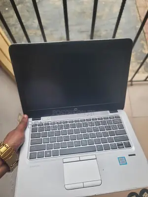 Laptop HP EliteBook 840 G3 8GB Intel Core i5 SSD 256GB