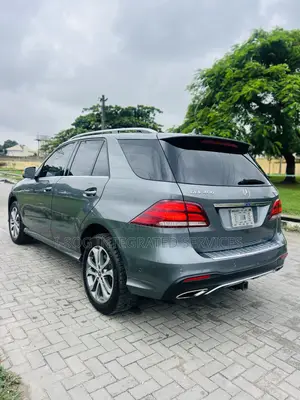 Mercedes-Benz GLE-Class GLE 400 4MATIC 2018 Gray