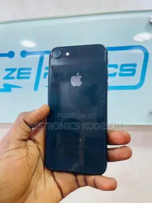 Apple iPhone 8 64 GB Black