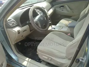 Toyota Camry 2011