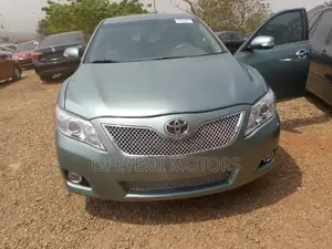 Toyota Camry 2011