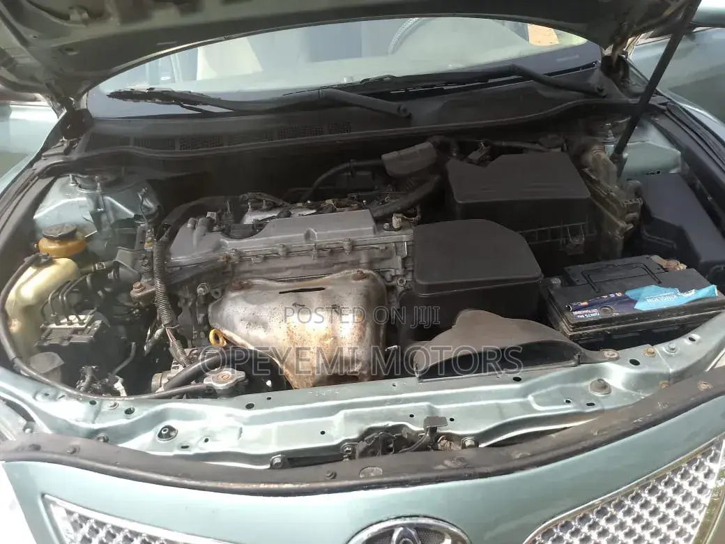 Toyota Camry 2011