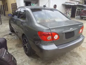 Toyota Corolla 2007 Gray