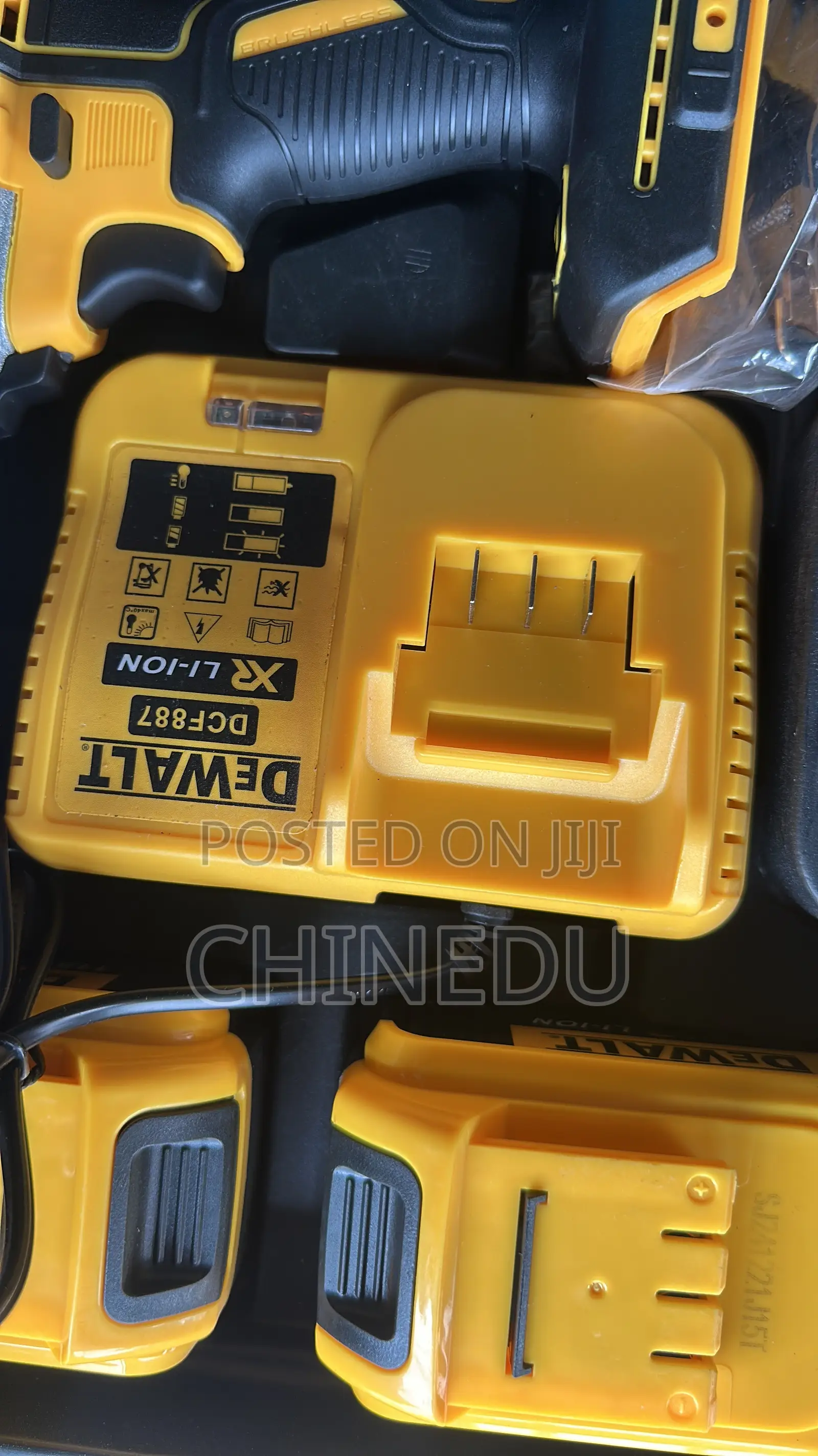 Set of Tools With Screw Drill 66pcs