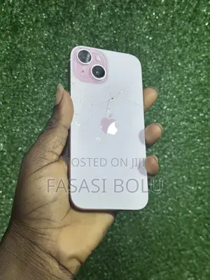 Apple iPhone 15 128 GB Pink