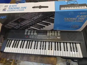 Singer 61-Key Teaching-Type Electronic Keyboard