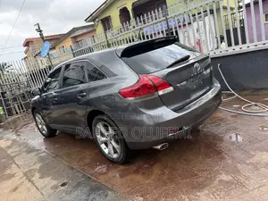 Toyota Venza 2010 Gray
