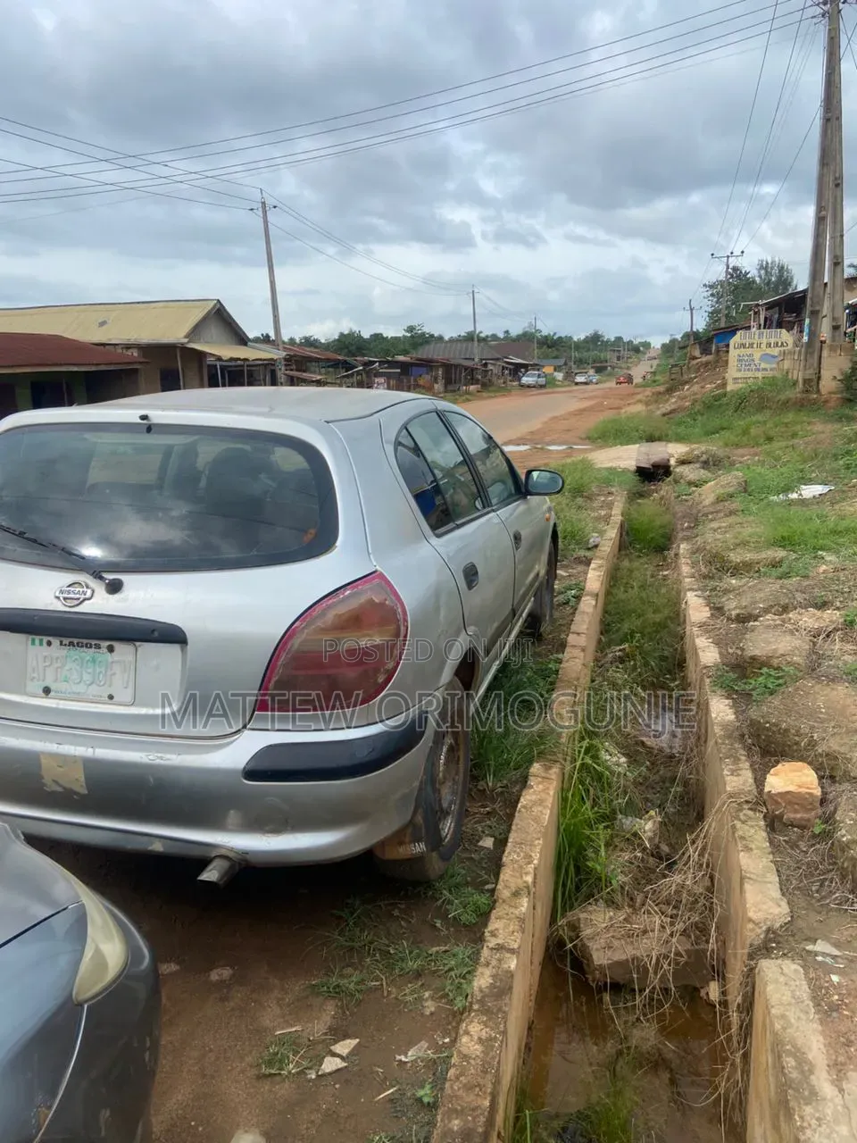 Nissan Almera Tino 2004 Silver
