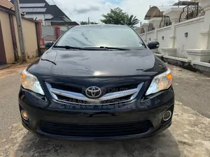 Toyota Corolla 2009 Black
