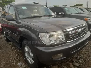 Toyota Land Cruiser 5.7 V8 VX-S 2007 Gray