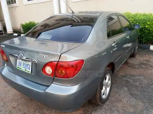 Toyota Corolla 2004