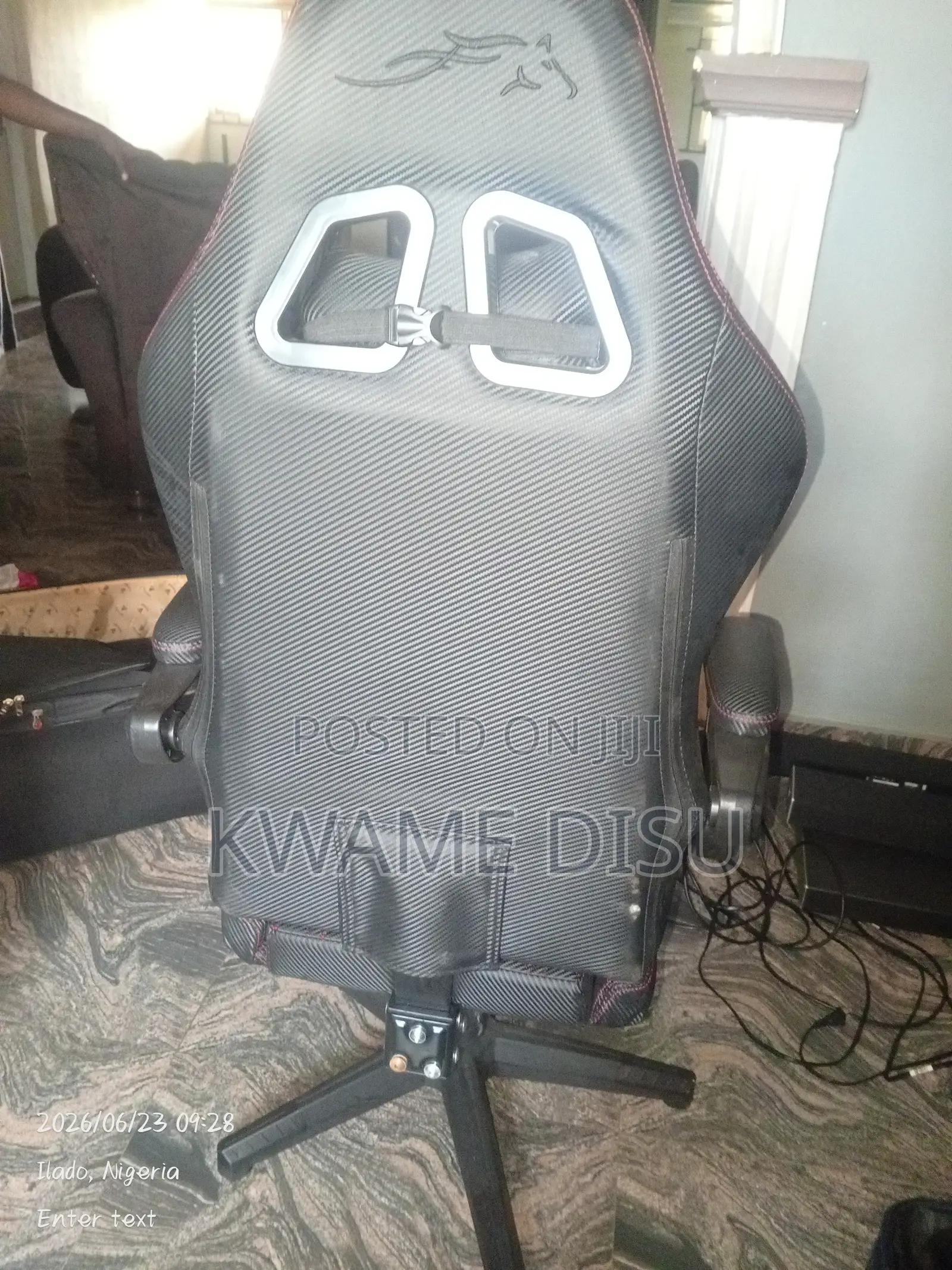 Sharp Gaming/Streaming Chair